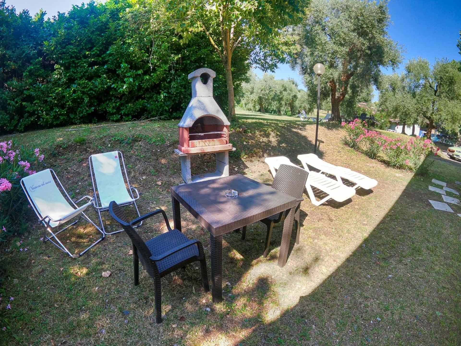 Sivinos Camping Boutique Manerba del Garda Habitación foto