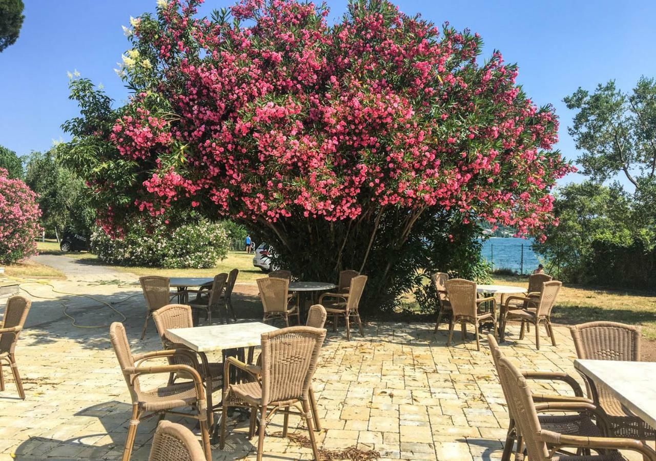 Sivinos Camping Boutique Manerba del Garda Exterior foto